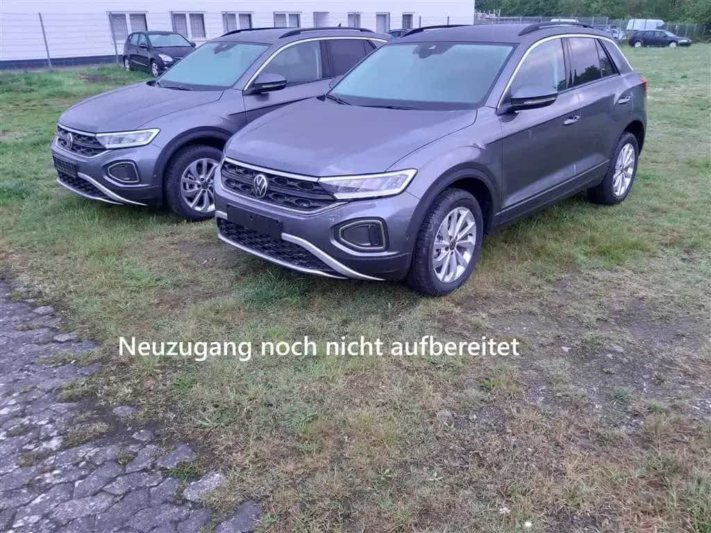Volkswagen T-Roc 1.5 TSI Life Plus DSG LED+ACC 5 Jahre Gara 11/2025-photo-0
