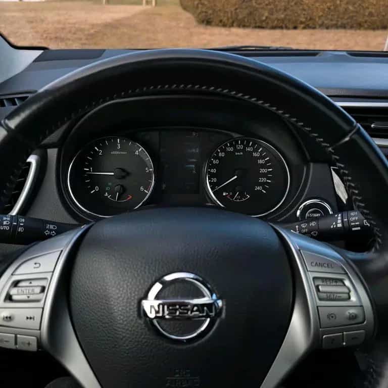 Nissan Qashqai DCI 360 SUV Automatik - se... 06/2014-photo-7