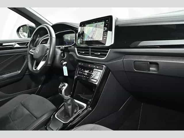 Volkswagen T-Roc R-Line 1.0 l TSI R-Line 02/2023-photo-11