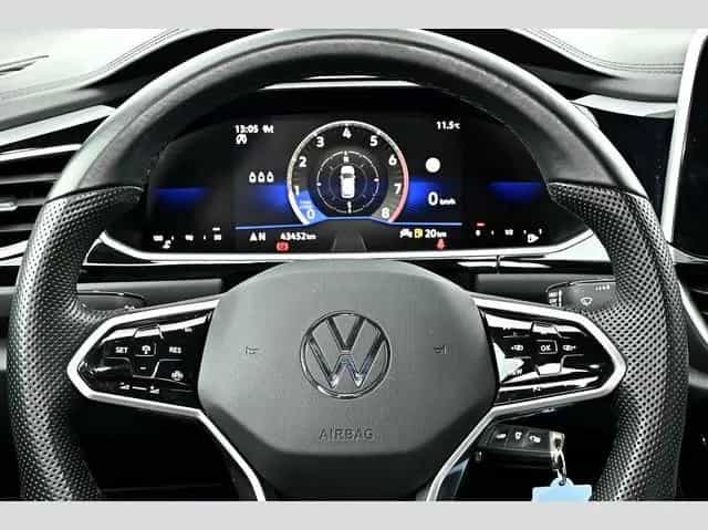 Volkswagen T-Roc R-Line 1.0 l TSI R-Line 02/2023-photo-15