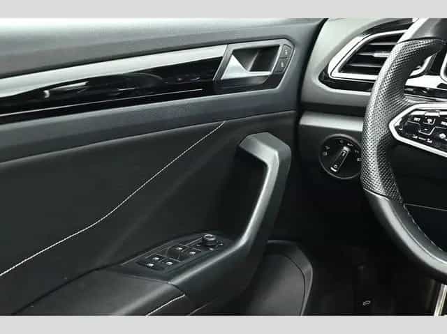 Volkswagen T-Roc R-Line 1.0 l TSI R-Line 02/2023-photo-16