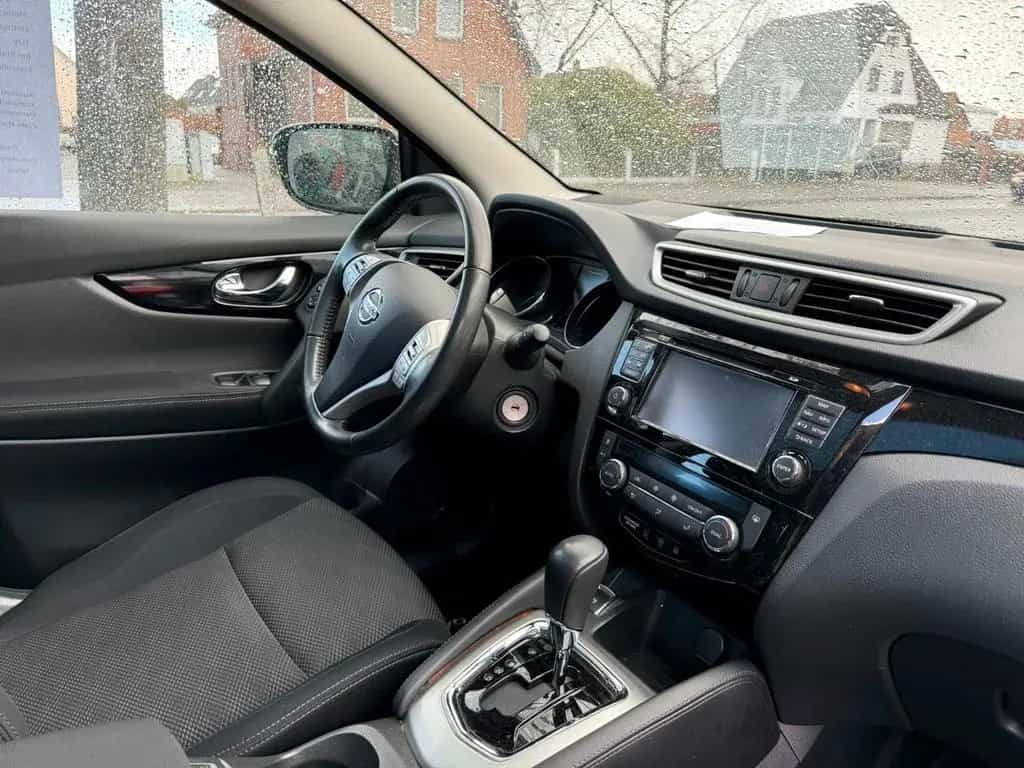 Nissan Qashqai 1,2l Bezin automatisch 12/2016-photo-1