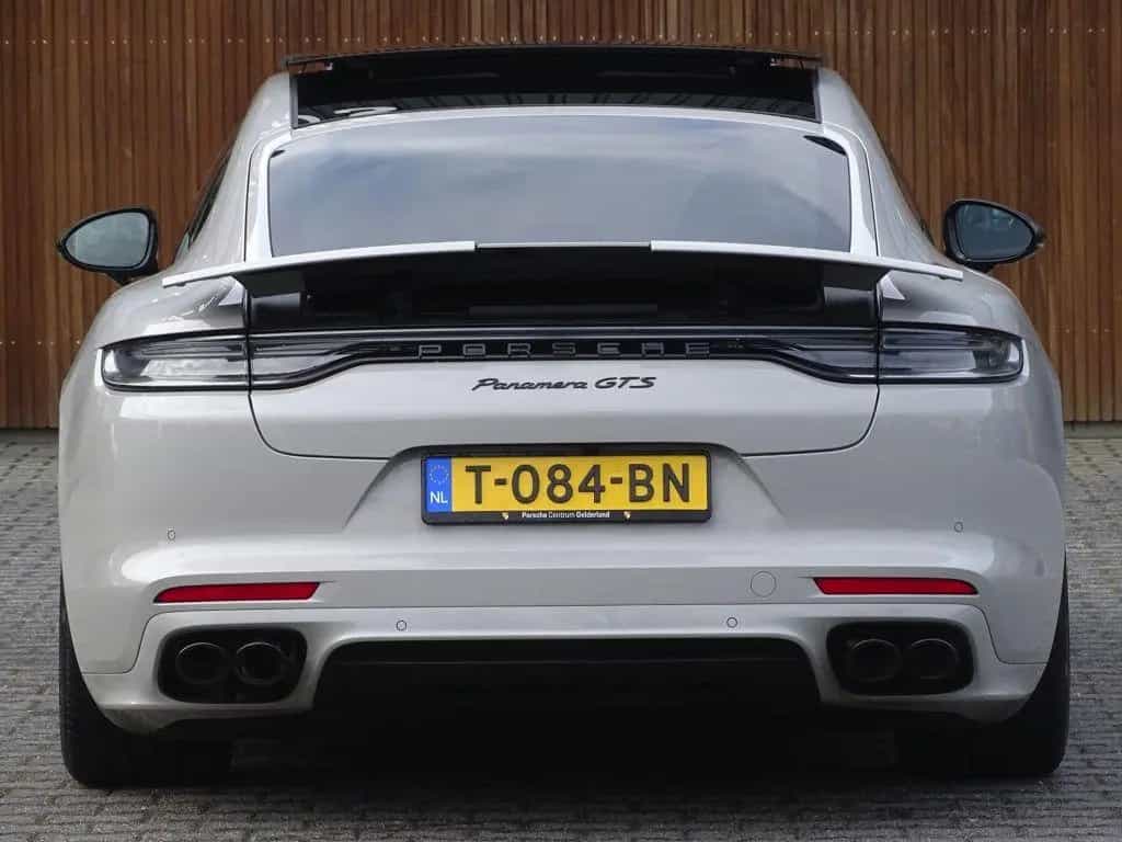 Porsche Panamera 4.0 V8 481PK GTS / carbon / alcantara / 03/2021-photo-11