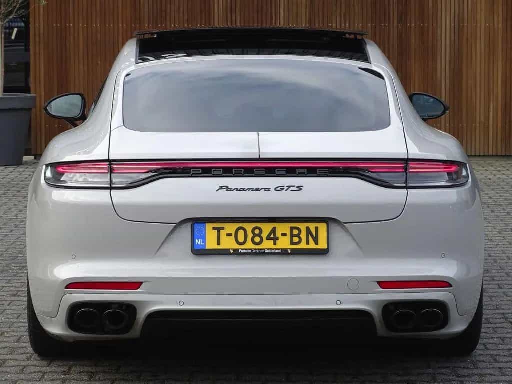 Porsche Panamera 4.0 V8 481PK GTS / carbon / alcantara / 03/2021-photo-12
