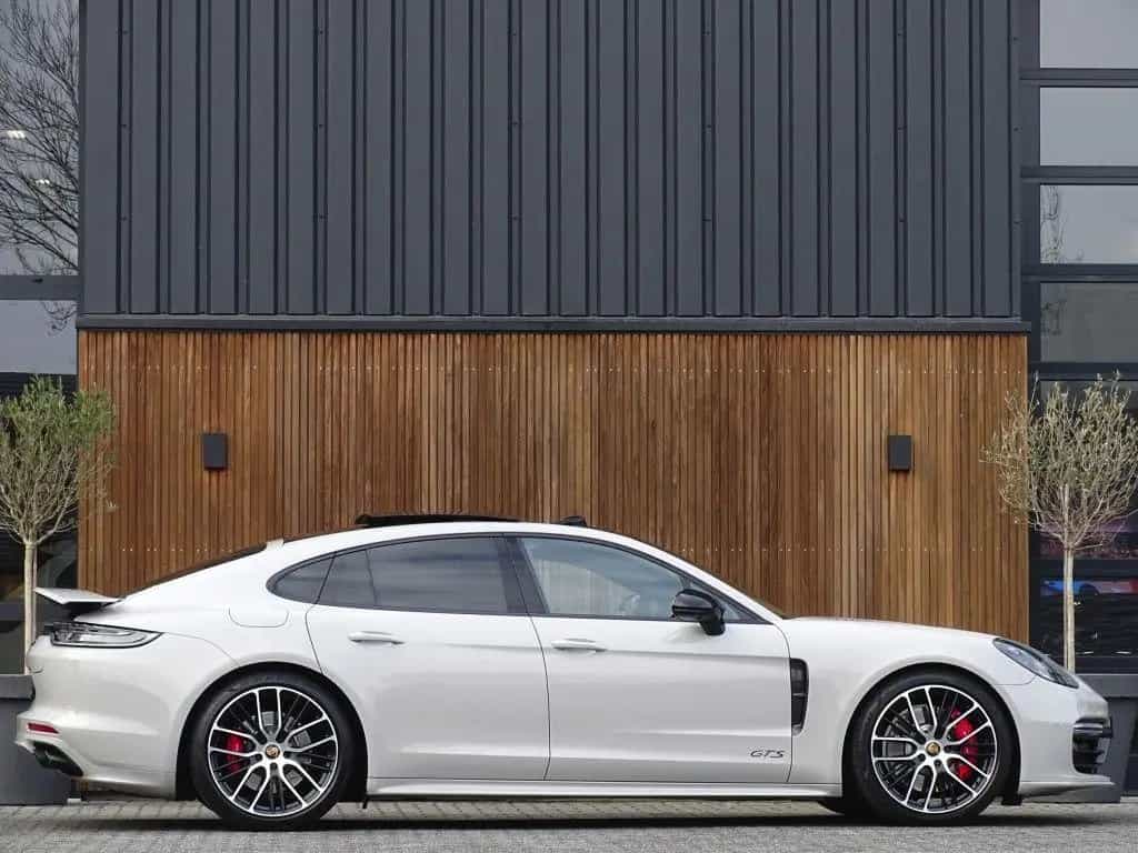 Porsche Panamera 4.0 V8 481PK GTS / carbon / alcantara / 03/2021-photo-0
