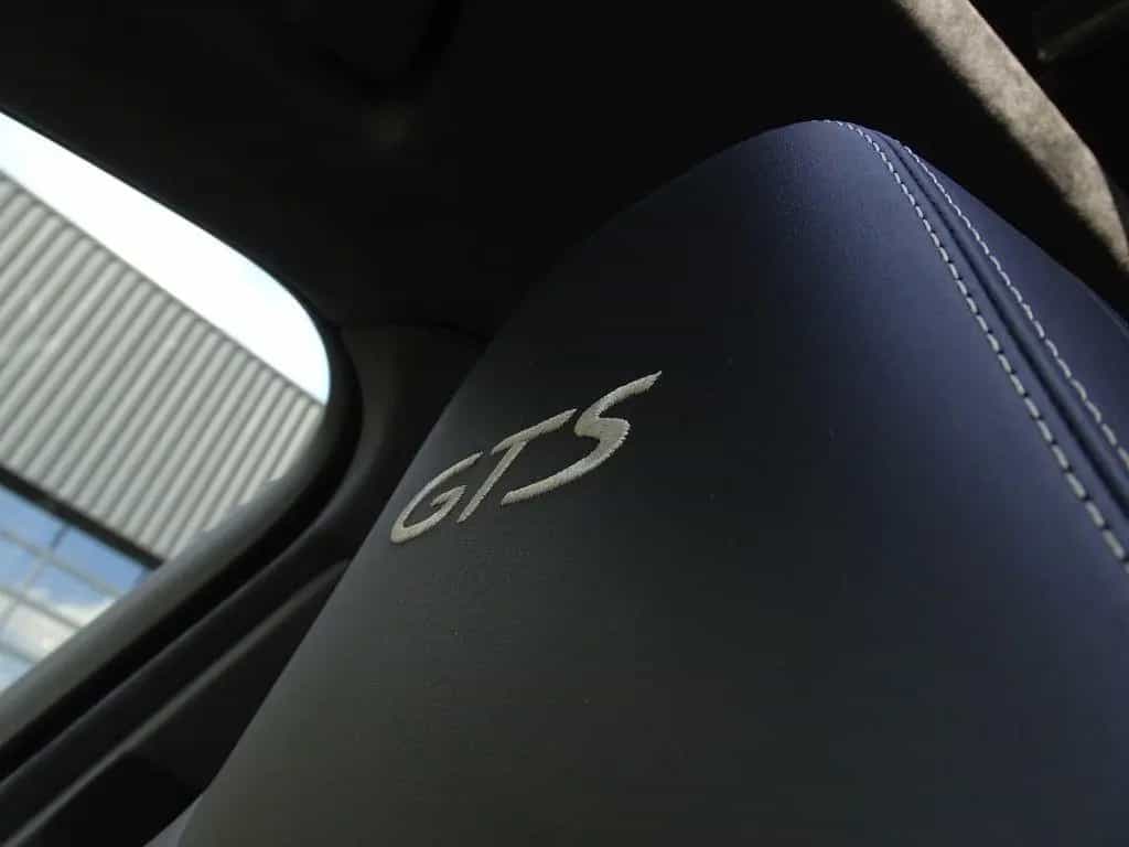 Porsche Panamera 4.0 V8 481PK GTS / carbon / alcantara / 03/2021-photo-39