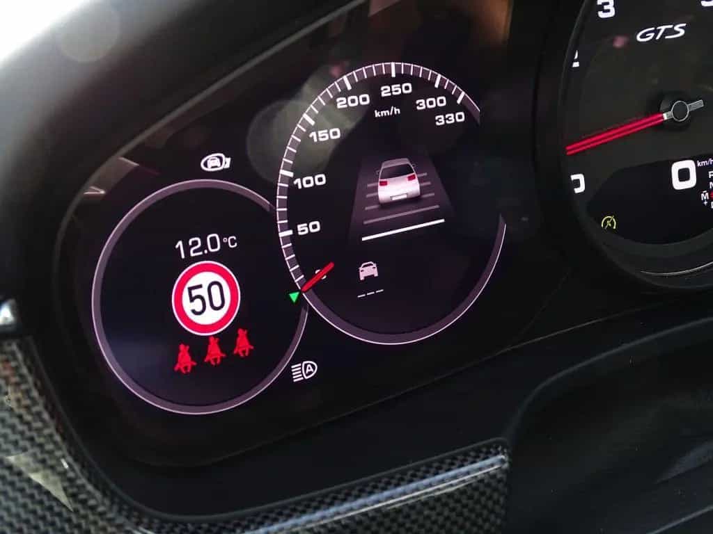 Porsche Panamera 4.0 V8 481PK GTS / carbon / alcantara / 03/2021-photo-42