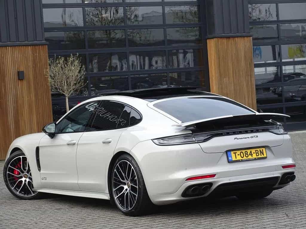 Porsche Panamera 4.0 V8 481PK GTS / carbon / alcantara / 03/2021-photo-4