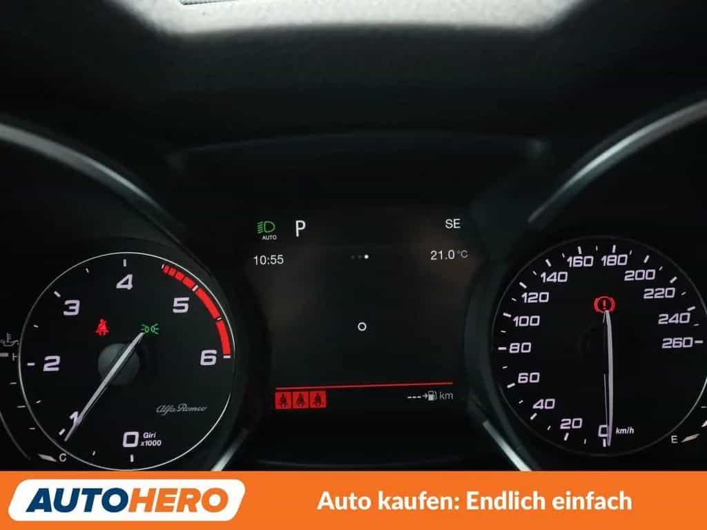 Alfa Romeo Stelvio 2.2 JTDM Super 2WD Aut.*NAVI*LED*TEMPO* 05/2018-photo-19