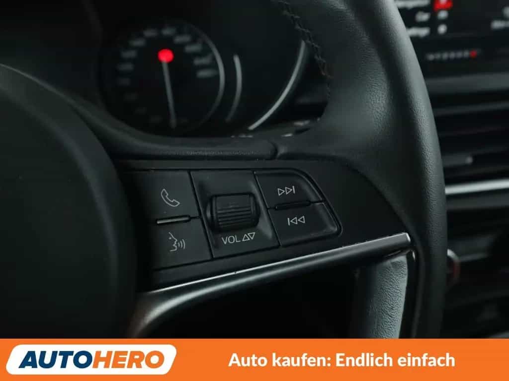 Alfa Romeo Stelvio 2.2 JTDM Super 2WD Aut.*NAVI*LED*TEMPO* 05/2018-photo-27