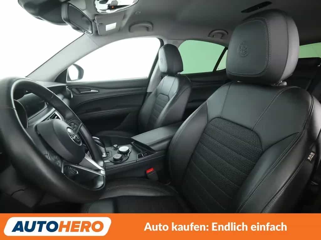 Alfa Romeo Stelvio 2.2 JTDM Super 2WD Aut.*NAVI*LED*TEMPO* 05/2018-photo-9