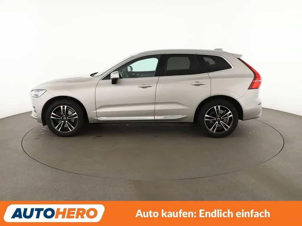 Volvo XC60 2.0 D4 Momentum AWD Aut.*NAVI*LED*ACC*PDC* 05/2019-photo-2