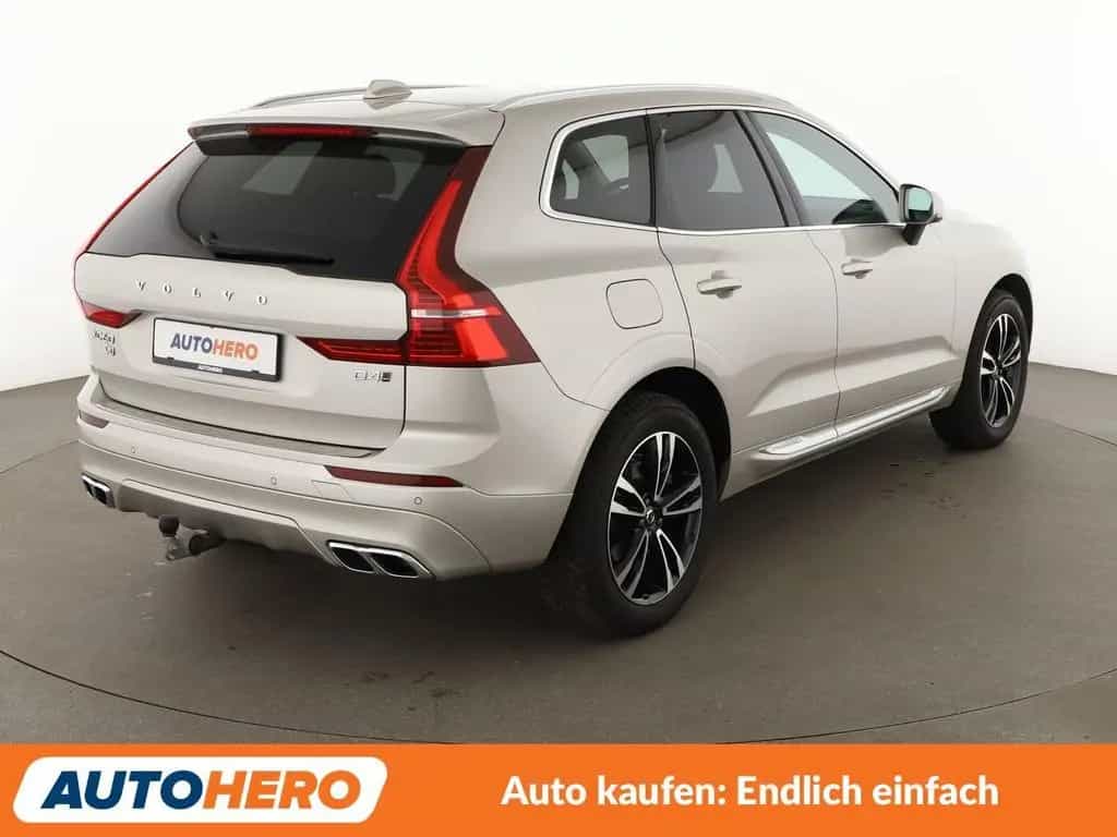 Volvo XC60 2.0 D4 Momentum AWD Aut.*NAVI*LED*ACC*PDC* 05/2019-photo-5