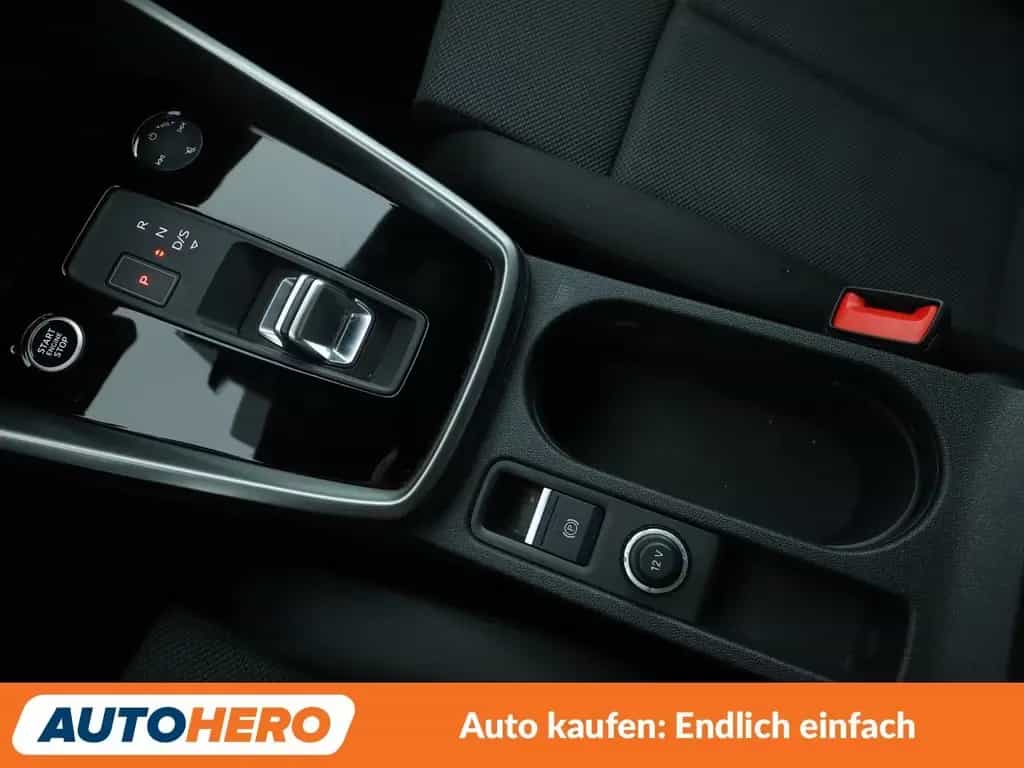 Audi A3 Limousine 35 TFSI Mild-Hybrid S line Aut.*PDC 08/2020-photo-23