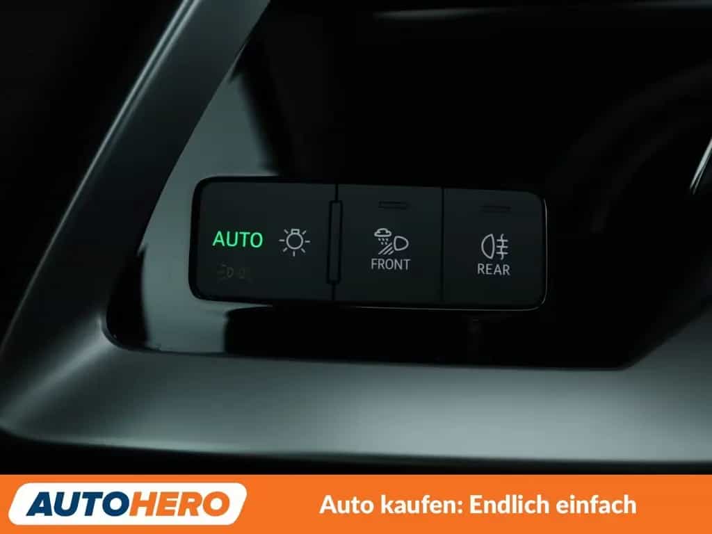 Audi A3 Limousine 35 TFSI Mild-Hybrid S line Aut.*PDC 08/2020-photo-25