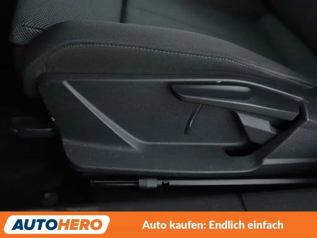 Audi A3 Limousine 35 TFSI Mild-Hybrid S line Aut.*PDC 08/2020-photo-26