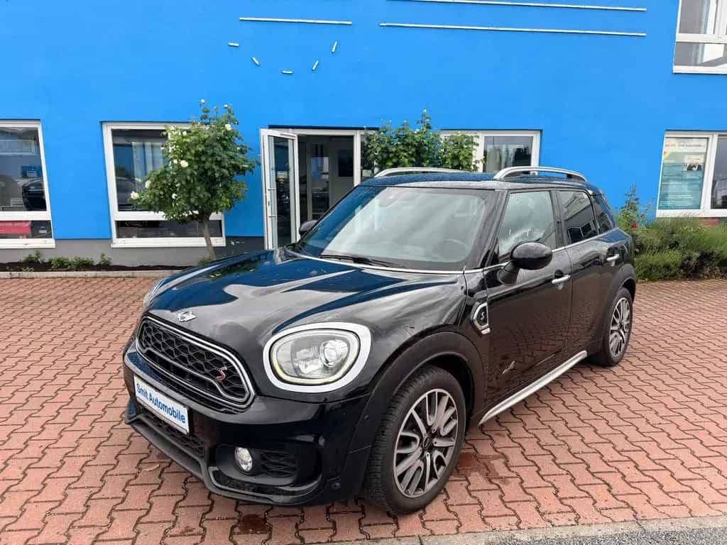 MINI Cooper SD Countryman Cooper SD All4 JCW 04/2017-photo-0