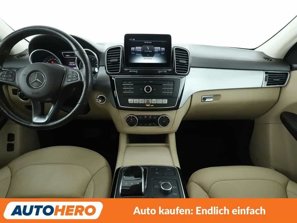 Mercedes-Benz GLE 400 4Matic Aut.*NAVI*LED*ACC*CAM* 05/2016-photo-11