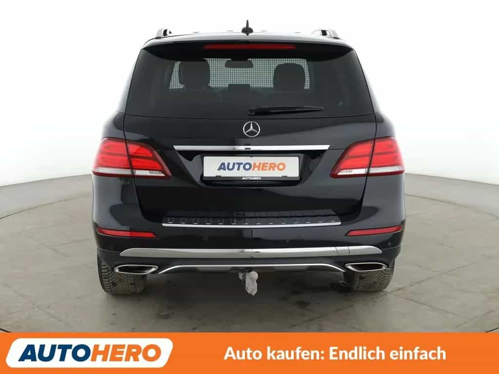 Mercedes-Benz GLE 400 4Matic Aut.*NAVI*LED*ACC*CAM* 05/2016-photo-4