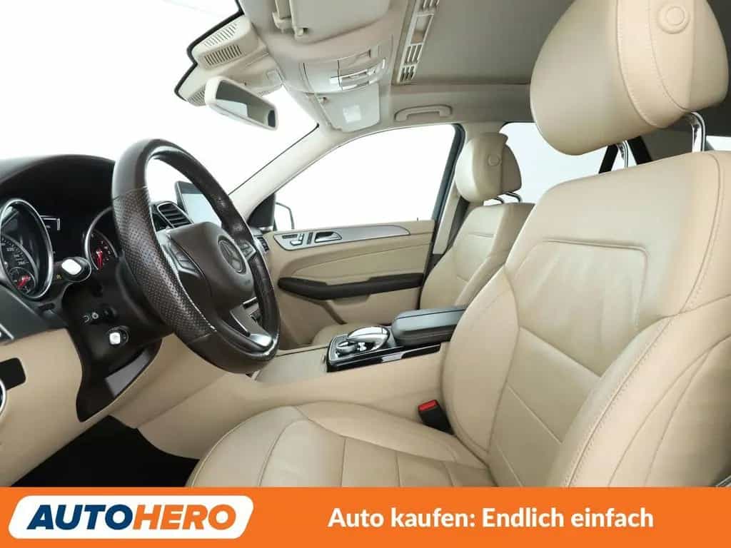 Mercedes-Benz GLE 400 4Matic Aut.*NAVI*LED*ACC*CAM* 05/2016-photo-9