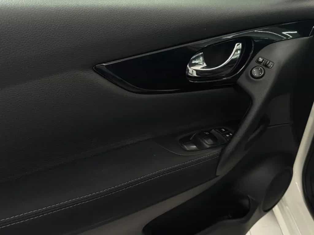 Nissan Qashqai 1.5 dCi Tekna IPER Full 02/2015-photo-12