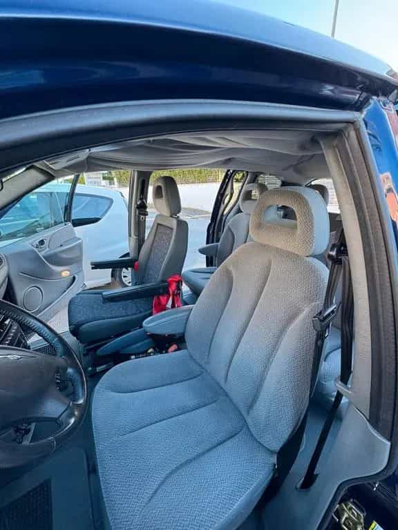 Chrysler Voyager 2.8 CRD cat LX Leather Auto 02/2007-photo-10