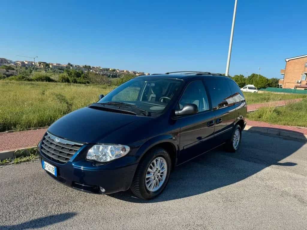 Chrysler Voyager 2.8 CRD cat LX Leather Auto 02/2007-photo-2