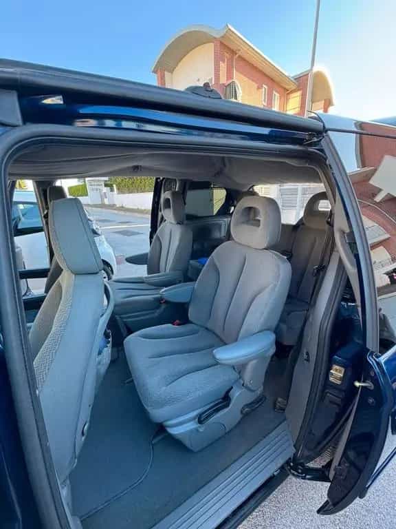 Chrysler Voyager 2.8 CRD cat LX Leather Auto 02/2007-photo-7