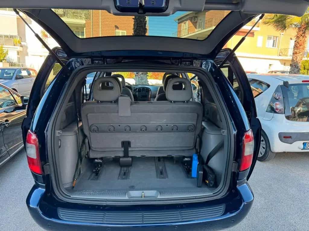 Chrysler Voyager 2.8 CRD cat LX Leather Auto 02/2007-photo-9