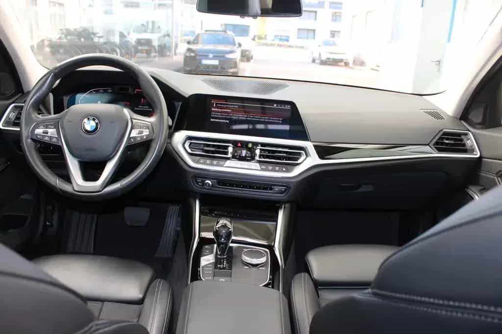 BMW 330 d Sport Line/Schiebe/Laser 11/2019-photo-11
