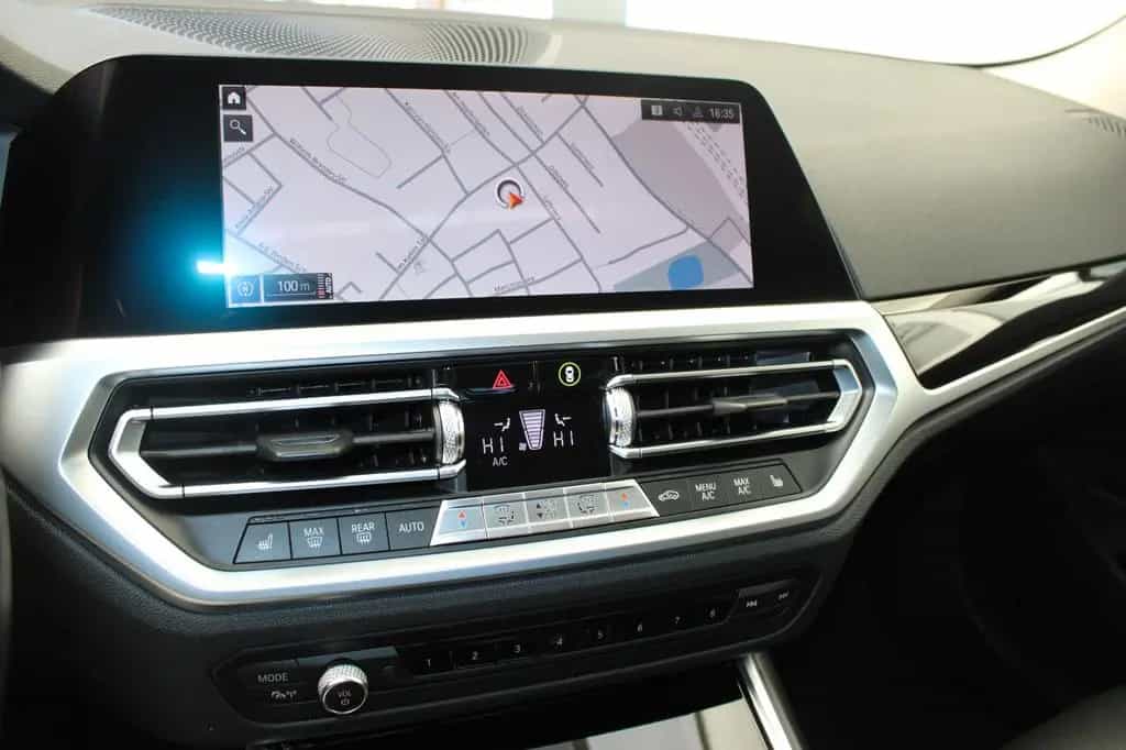BMW 330 d Sport Line/Schiebe/Laser 11/2019-photo-15