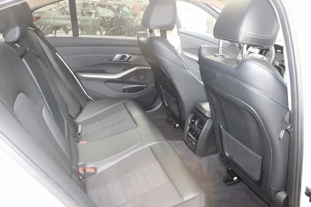BMW 330 d Sport Line/Schiebe/Laser 11/2019-photo-18