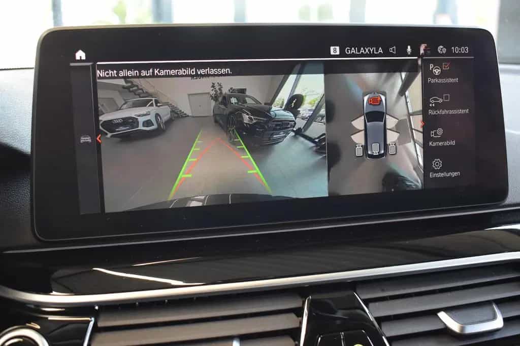 BMW 520 d Touring Autom. Laser~LiveCo~Leder~HuD~360° 03/2021-photo-16