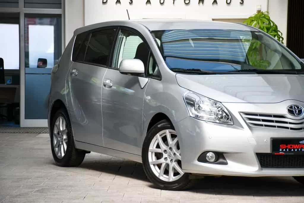 Toyota Verso Executive Automatik Kamera 7Sitzer 1.Hand 09/2011-photo-28