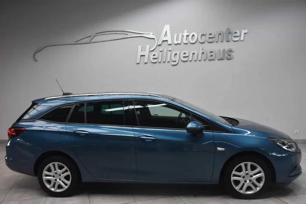 Opel Astra K Sports Tourer Active Tempo Allwetter 08/2017-photo-1