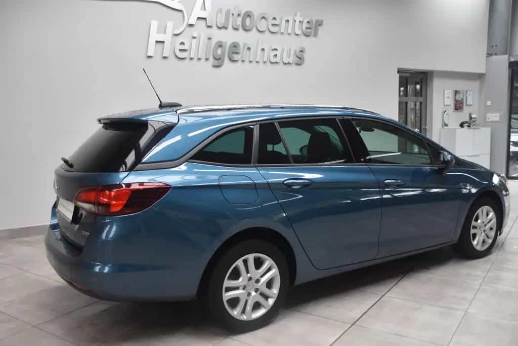 Opel Astra K Sports Tourer Active Tempo Allwetter 08/2017-photo-2