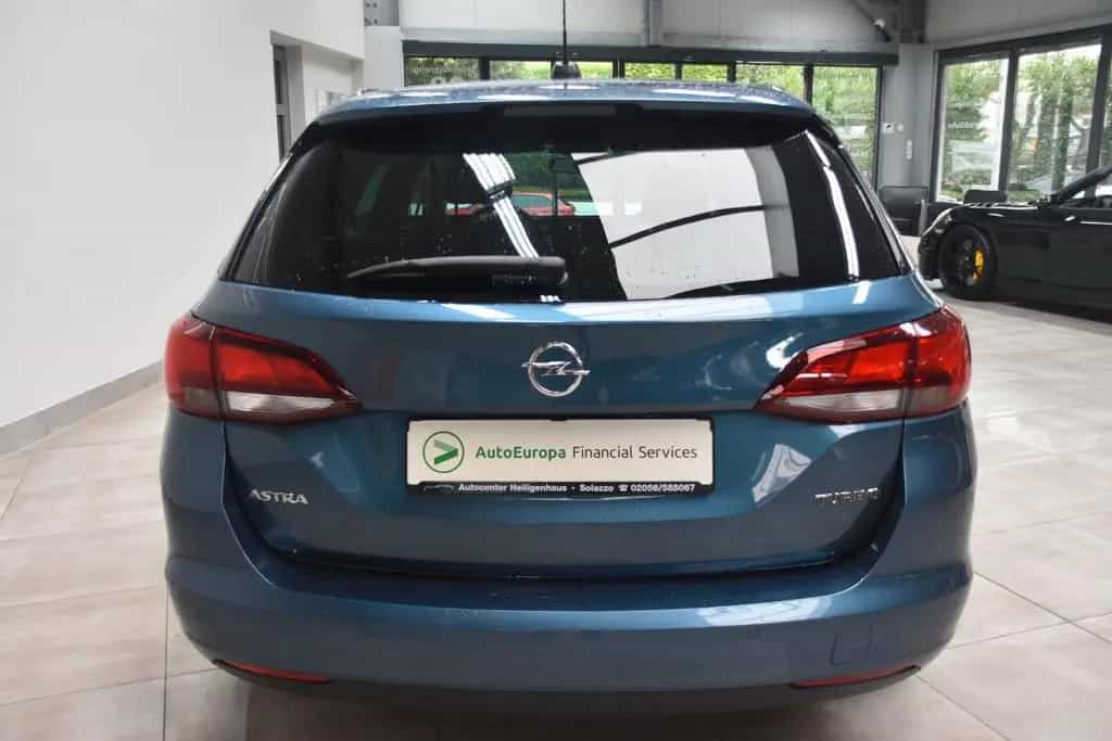 Opel Astra K Sports Tourer Active Tempo Allwetter 08/2017-photo-3