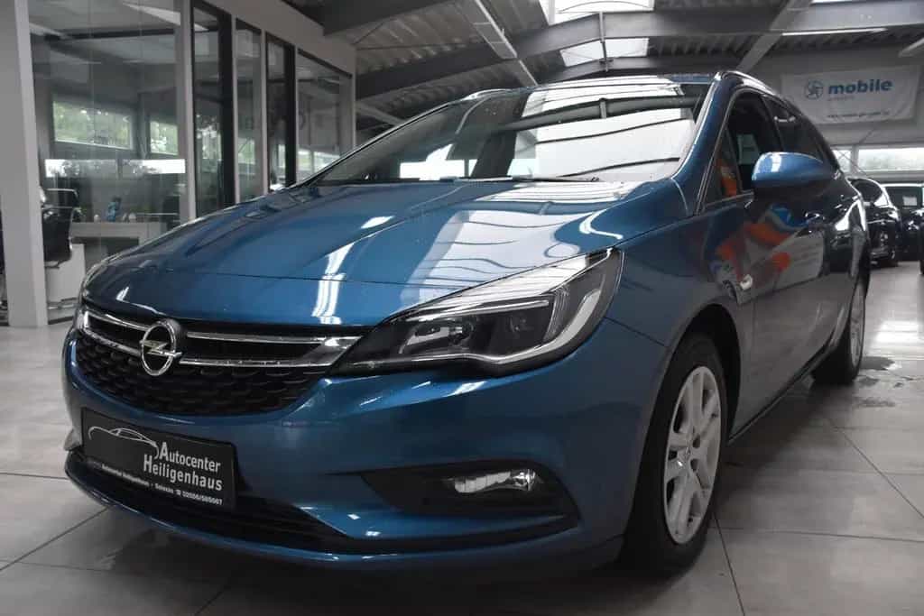 Opel Astra K Sports Tourer Active Tempo Allwetter 08/2017-photo-5