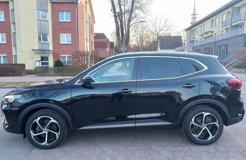 MG HS 1,5i Luxury Aut Klima Leder Navi PDC LMF18"BC 03/2024-photo-5