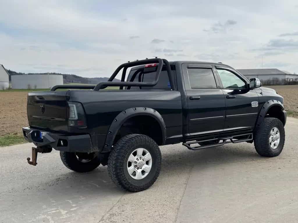 Dodge RAM 6.7 Cummins Longhorn 09/2013-photo-2