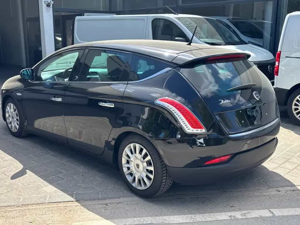 Lancia Delta Edizione 03/2010-photo-3