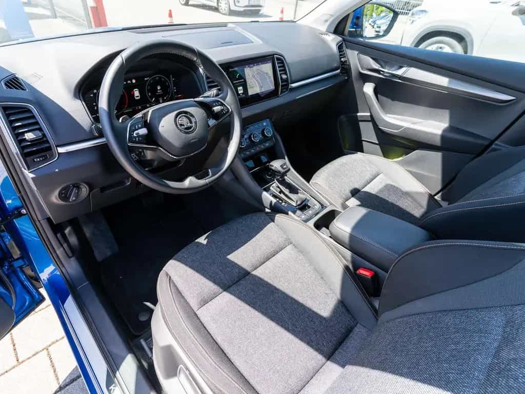 Skoda Karoq Clever 1.5 TSI DSG LED Navi Pano RFK AHK 03/2022-photo-11