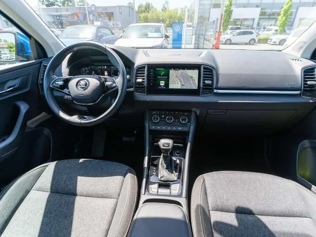 Skoda Karoq Clever 1.5 TSI DSG LED Navi Pano RFK AHK 03/2022-photo-6