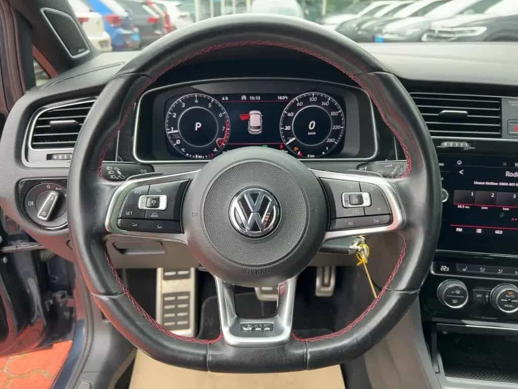 Volkswagen Golf VII GTI 2.0 TSI DSG ACC+LED+DYNAUDIO+RFK+SH 04/2018-photo-9