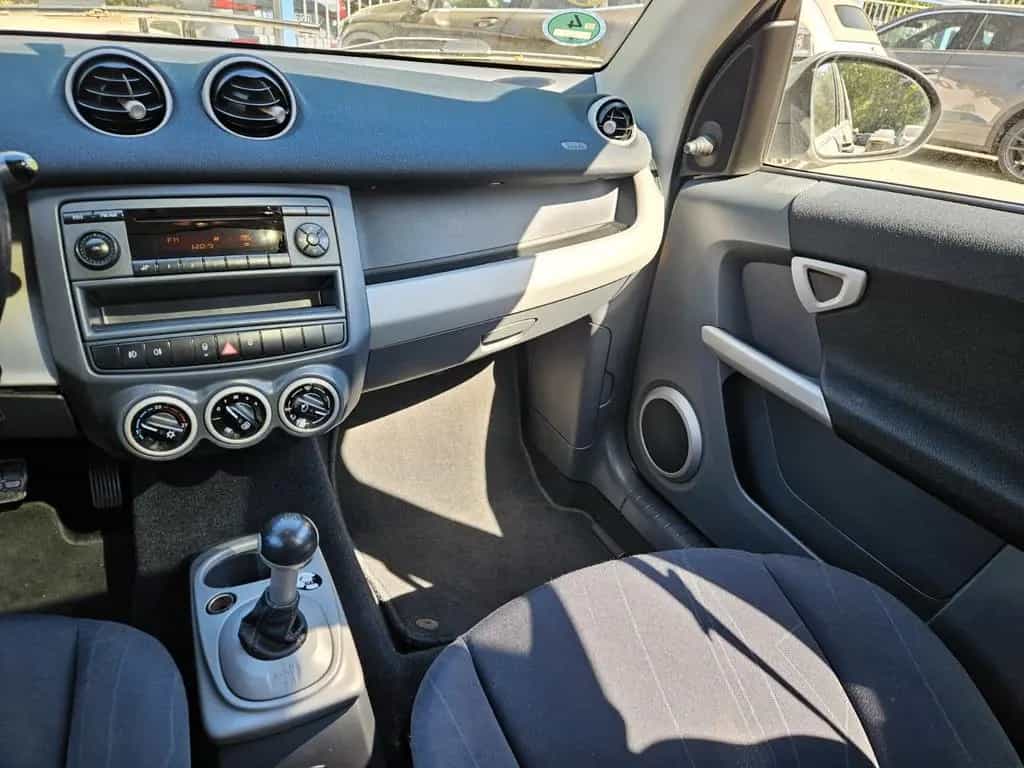 Smart ForFour forfour Basis 80 kW 01/2007-photo-11