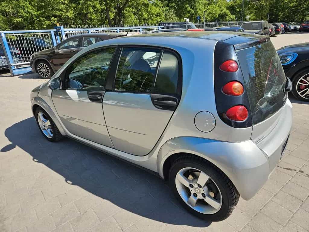 Smart ForFour forfour Basis 80 kW 01/2007-photo-4