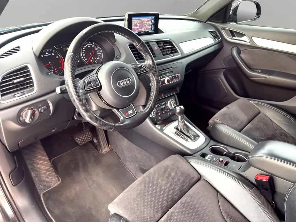 Audi Q3 2.0 TFSI quattro S line Competition*20"*Navi* 01/2015-photo-9