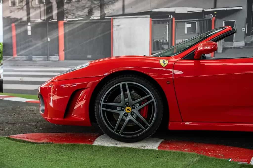 Ferrari F430 Spider *ANALOG V8 WITH EXPOSED ENGINE BAY.* 11/2005-photo-3