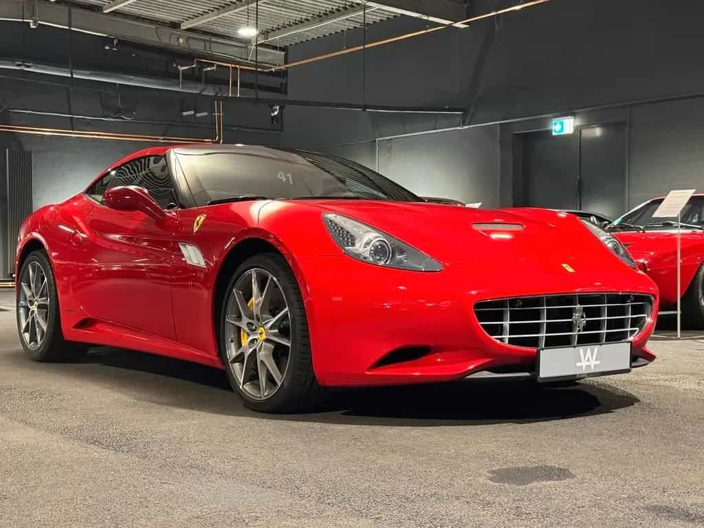 Ferrari California 30/JW Zust./SH gepflegt/Garantieverl. 07/2013-photo-0