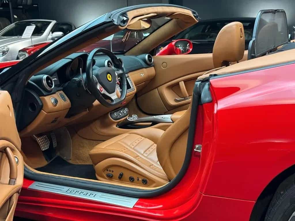 Ferrari California 30/JW Zust./SH gepflegt/Garantieverl. 07/2013-photo-12